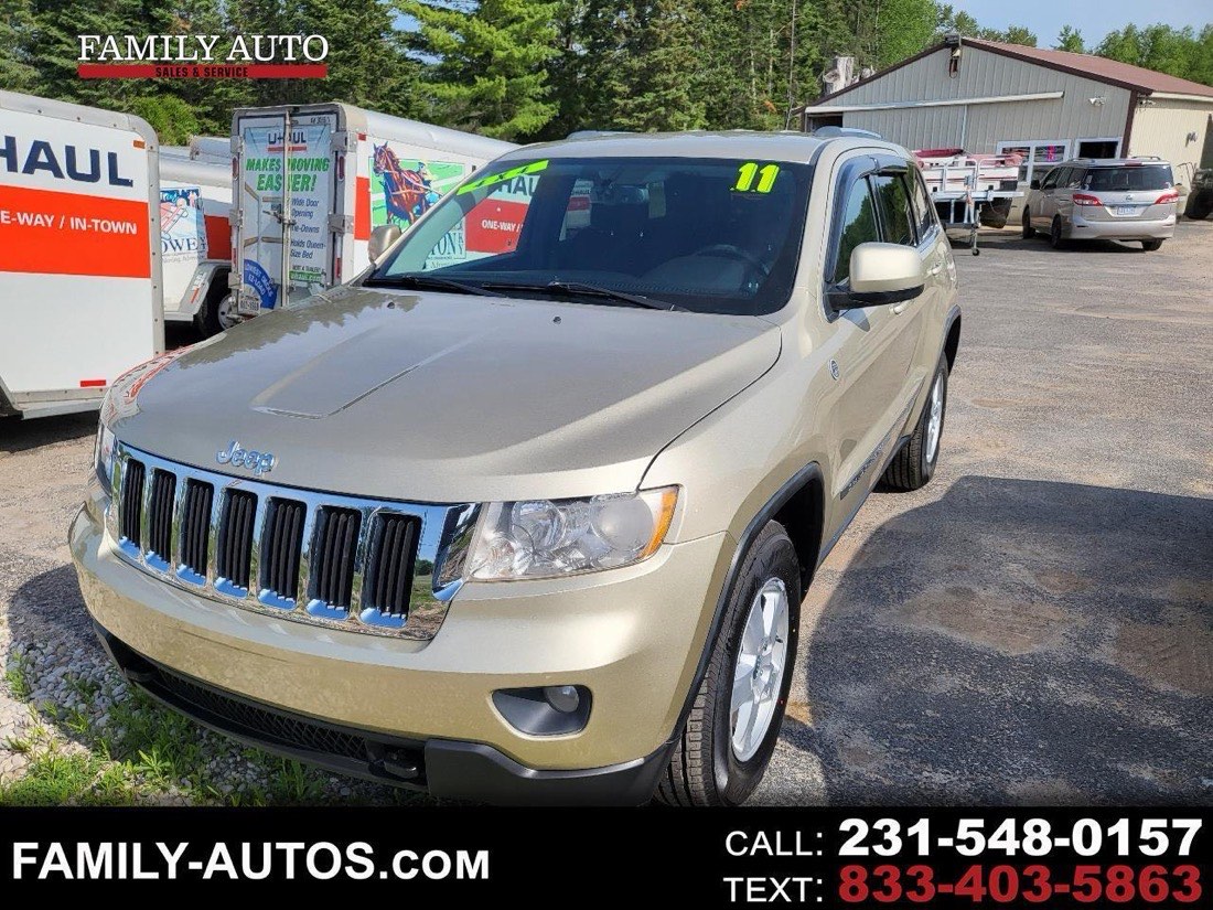 Used 2011 Jeep Grand Cherokee Laredo 4WD for sale in Alanson, MI